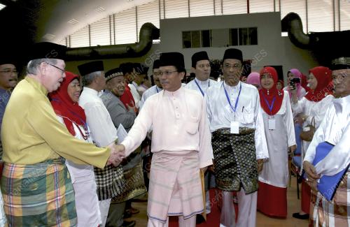 MOHD SHAFIE APDAL