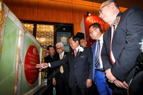 KL06_04082017_LUKISAN