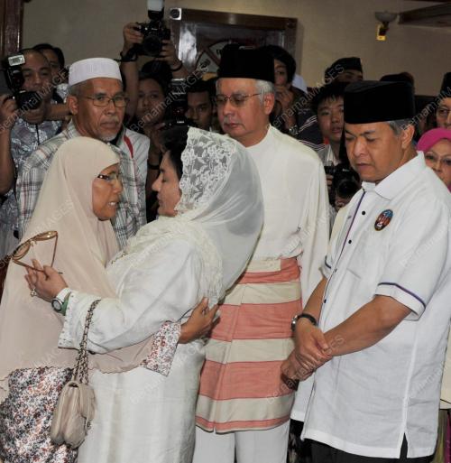 DATUK SERI MOHD NAJIB TUN ABDUL RAZAK
