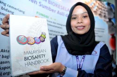 KL06_04092013_BUKU