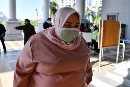 SITI BAINUN AHD RAZALI
