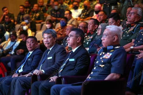 DATUK SERI MOHAMAD HASAN