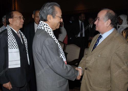 TUN MAHATHIR MOHAMAD