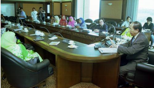 KL06_05022016_RAIS_WANITA
