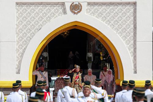 AL-SULTAN ABDULLAH RI'AYATUDDIN AL-MUSTAFA BILLAH SHAH