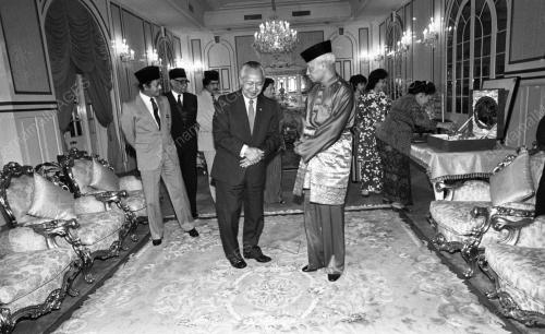 KL06_06022015_AGONG_SUHARTO