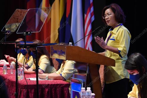 DATUK HENG SEAI KIE