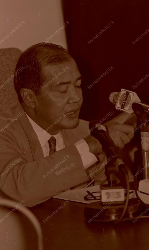 KL06_060490_SIDANG_AKHBAR