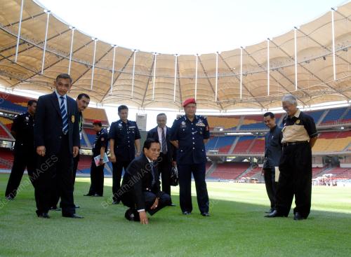 MESYUARAT PIALA FA 2010