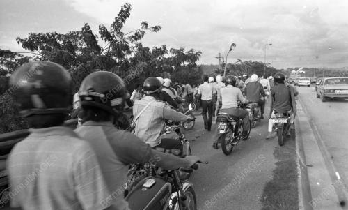 KL06_06042015_KEMALANGAN