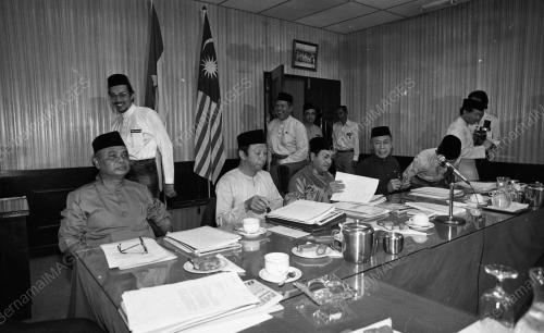 KL06_06042015_UMNO