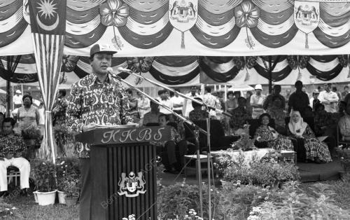 KL06_06072015_HARI_BELIA