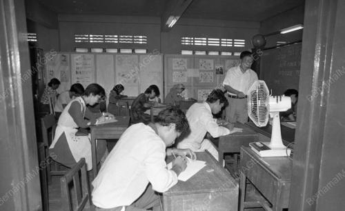 KL06_06072015_KELAS_PEKAK