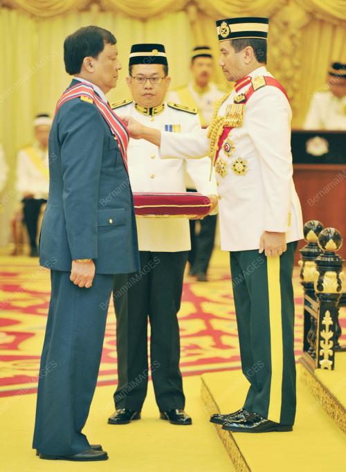 TUANKU MIZAN ZAINAL ABIDIN