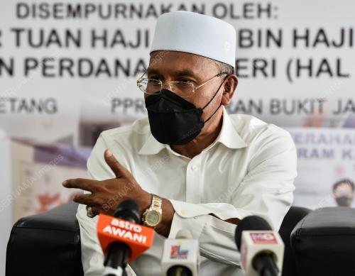 SENATOR IDRIS AHMAD