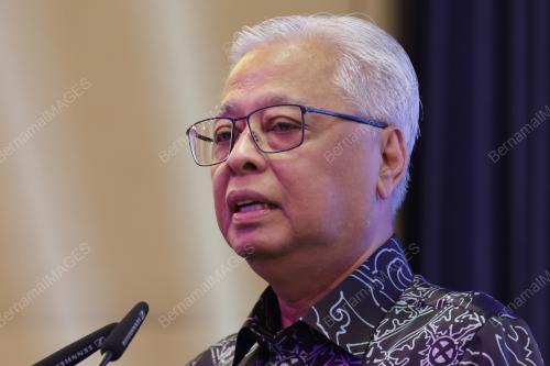DATUK SERI ISMAIL SABRI YAAKOB