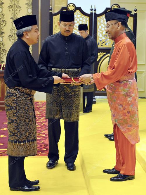 KL06_07012014_AGONG