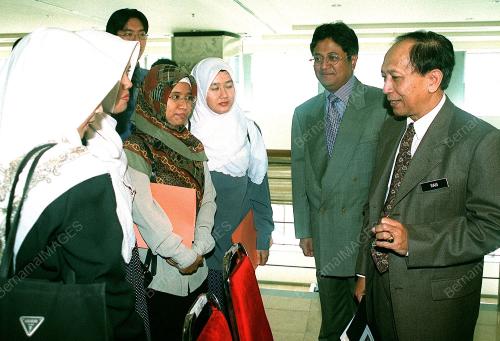 KL06_07012016_DR_RAIS