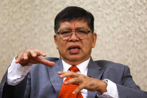DATUK JOHARI ABDUL