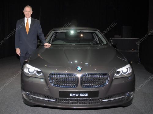 PELANCARAN BMW 5 SERIES