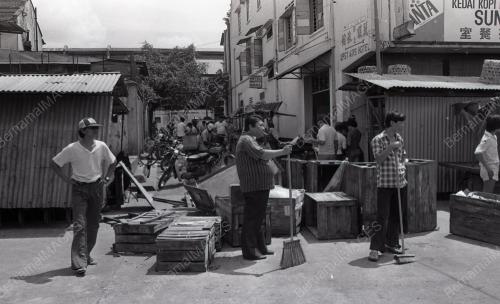 GOTONG-ROYONG