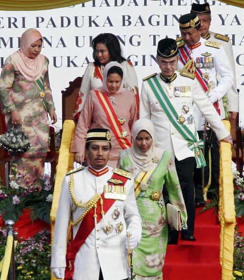 TUANKU MIZAN ZAINAL ABIDIN