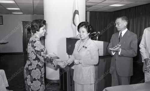 MODEL BANGUNAN BERNAMA