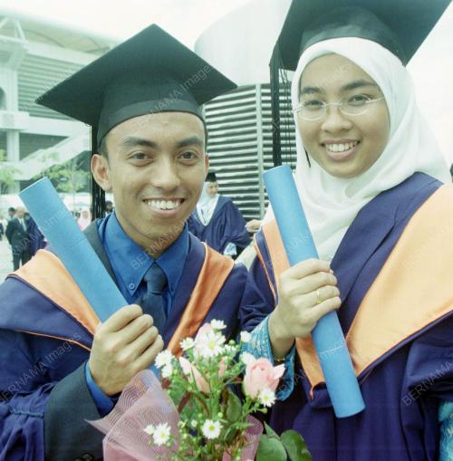 KONVO UNIVERSITI MALAYA