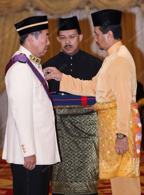 TUANKU MIZAN ZAINAL ABIDIN