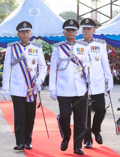 KL06_07112015_POLIS