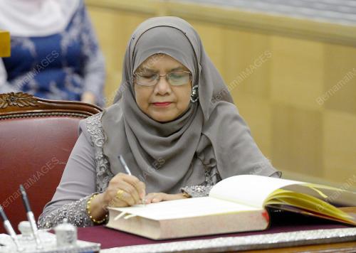 KL06_07122016_ANGKAT_SUMPAH