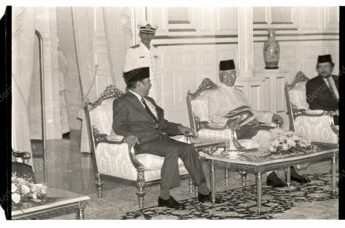 Agong Mengadap YDP Melaka