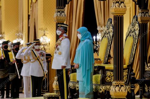 AL-SULTAN ABDULLAH RI'AYATUDDIN AL-MUSTAFA BILLAH SHAH