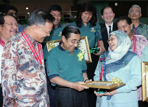 MOHD ISA SAMAD