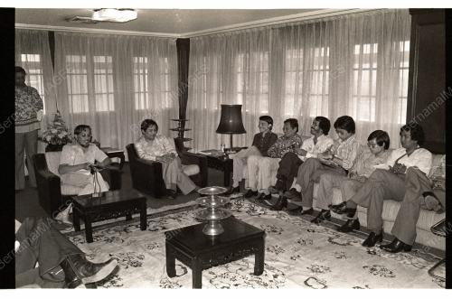 SIDANG AKHBAR BANK BUMIPUTRA