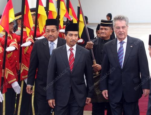 TUANKU MIZAN ZAINAL ABIDIN