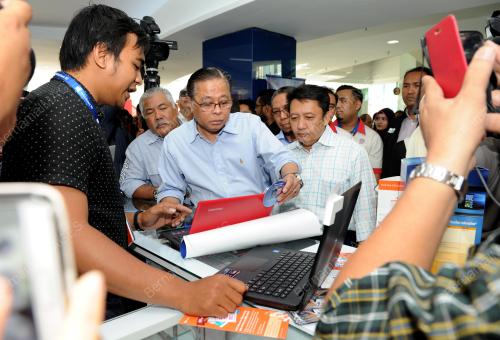 KL06_08122015_ISMAIL