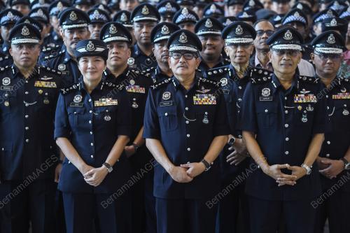 DATUK SERI MAZLAN LAZIM