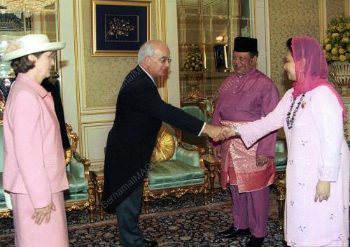 TUANKU SYED SIRAJUDDIN SYED PUTRA