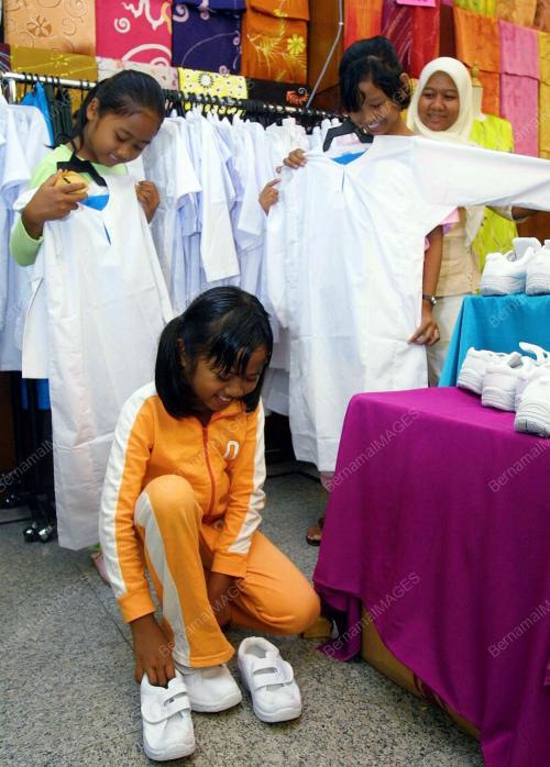 KEMBALI KE SEKOLAH