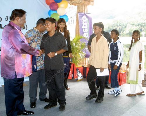 SAMY VELLU