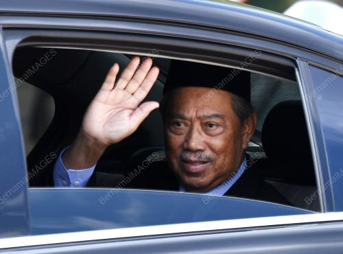 TAN SRI MUHYIDDON YASSIN