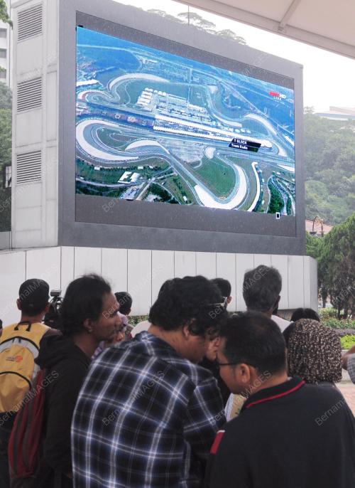 PELANCARAN SKRIN LED DATARAN MERDEKA