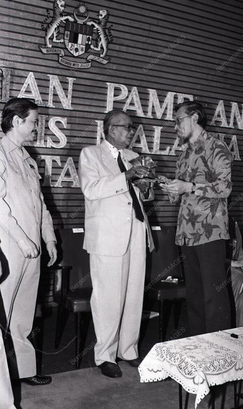 TUNKU ABDUL RAHMAN