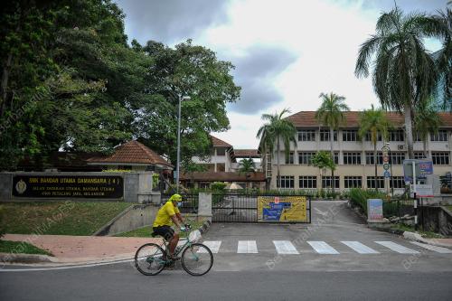 PENUTUPAN SEKOLAH DI KAWASAN ZON MERAH DI DAERAH PETALING