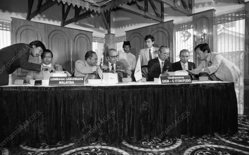 KL06_10032015_PELATIH