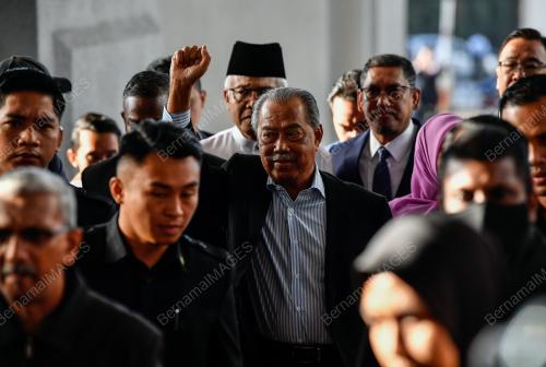 TAN SRI MUHYIDDIN MOHD YASSIN