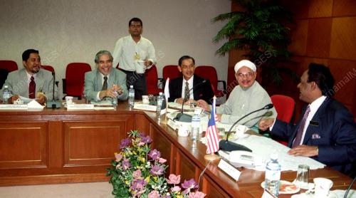 Hadi Awang & S. Samy Vellu
