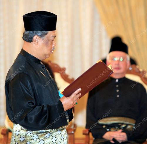 MUHYIDDIN YASSIN