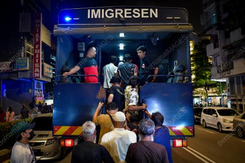 IMIGRESEN KL TAHAN 32 PENDATANG TANPA IZIN